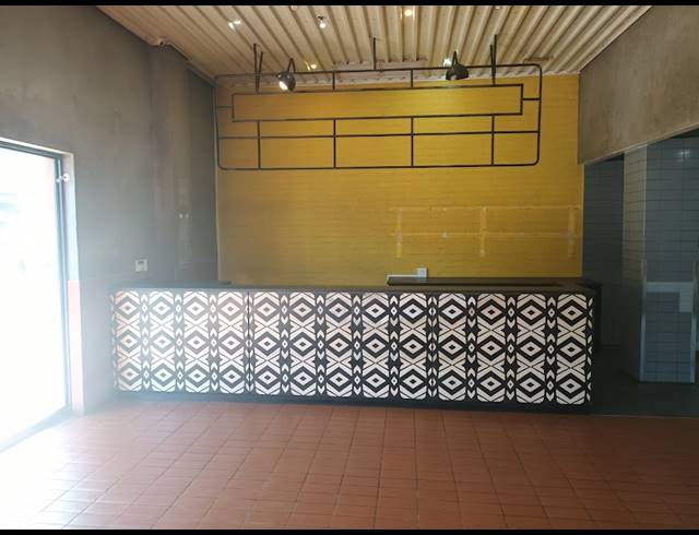 453M² BUSINESS CENTRE TO LET IN DURBAN CENTRAL